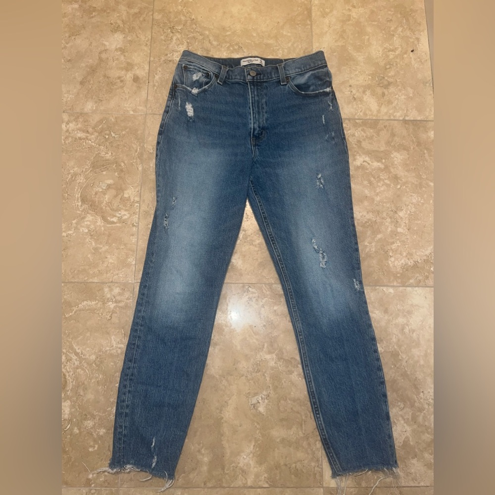Abercrombie & Fitch “ The Skinny High Rise” Jeans